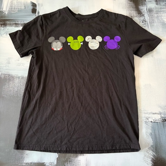 Disney Store Mickey Mouse Halloween Dracula Frankenstein Mummy Spider Tee S - Picture 1 of 4